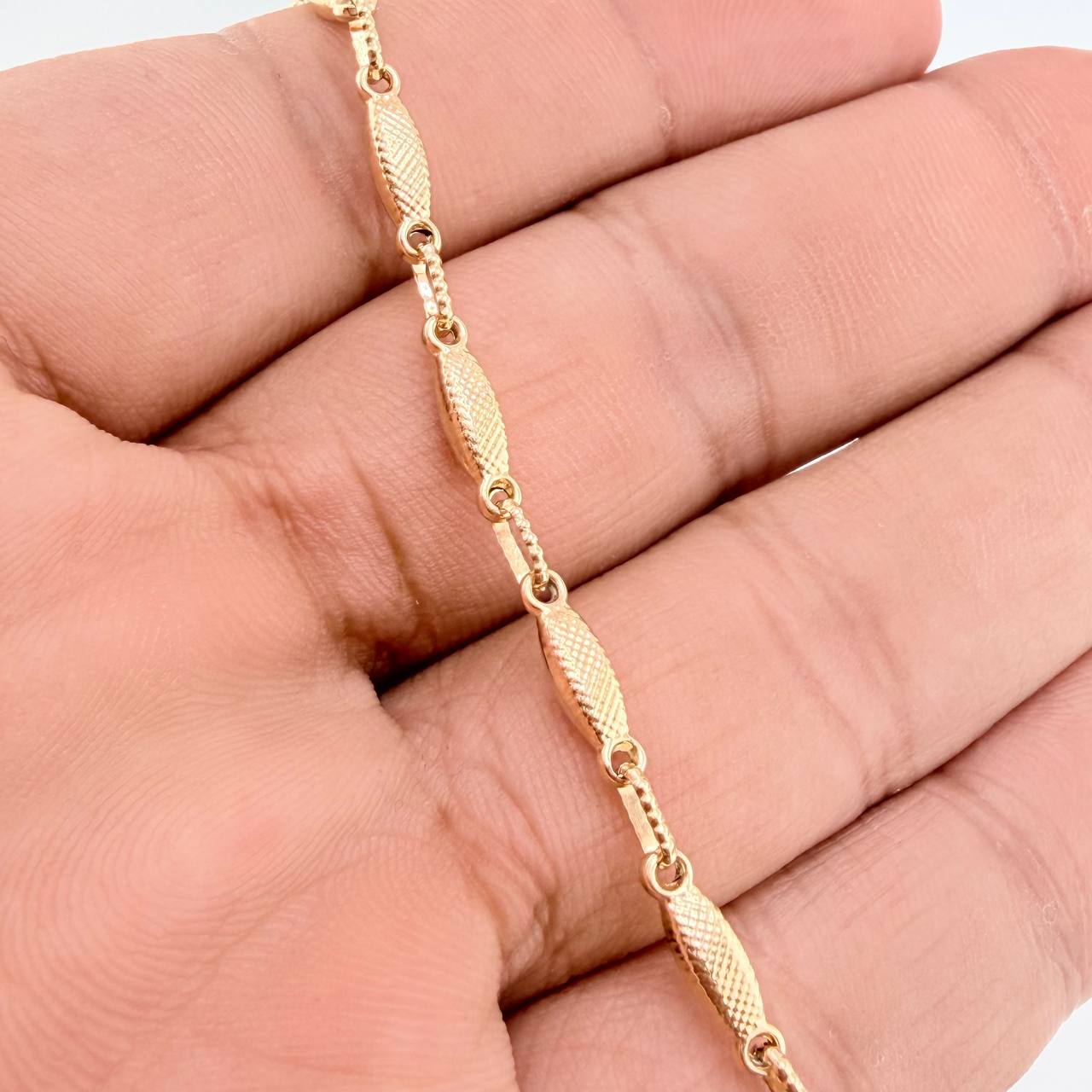 Pulso Rustico Eslabon 4.1gr / 8 1/2 in / 3.32mm Oro Amarillo 18K $