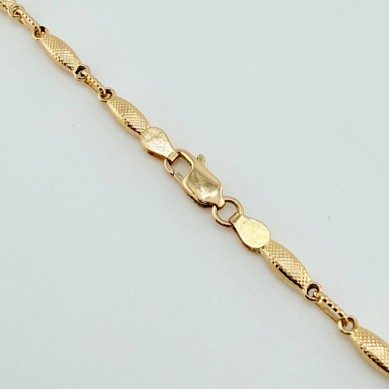 Rustic Link Chain 10.6gr / 24 1/4 in / 3.37mm Yellow Gold 18K $