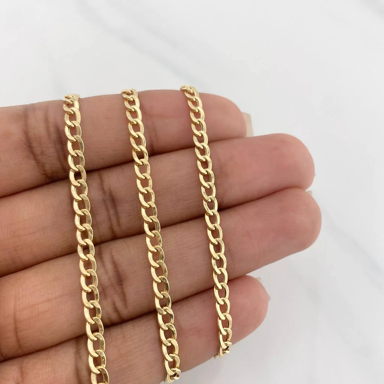 Cuban Links 5.85g / 28 in / 4.3mm 18K Yellow Gold