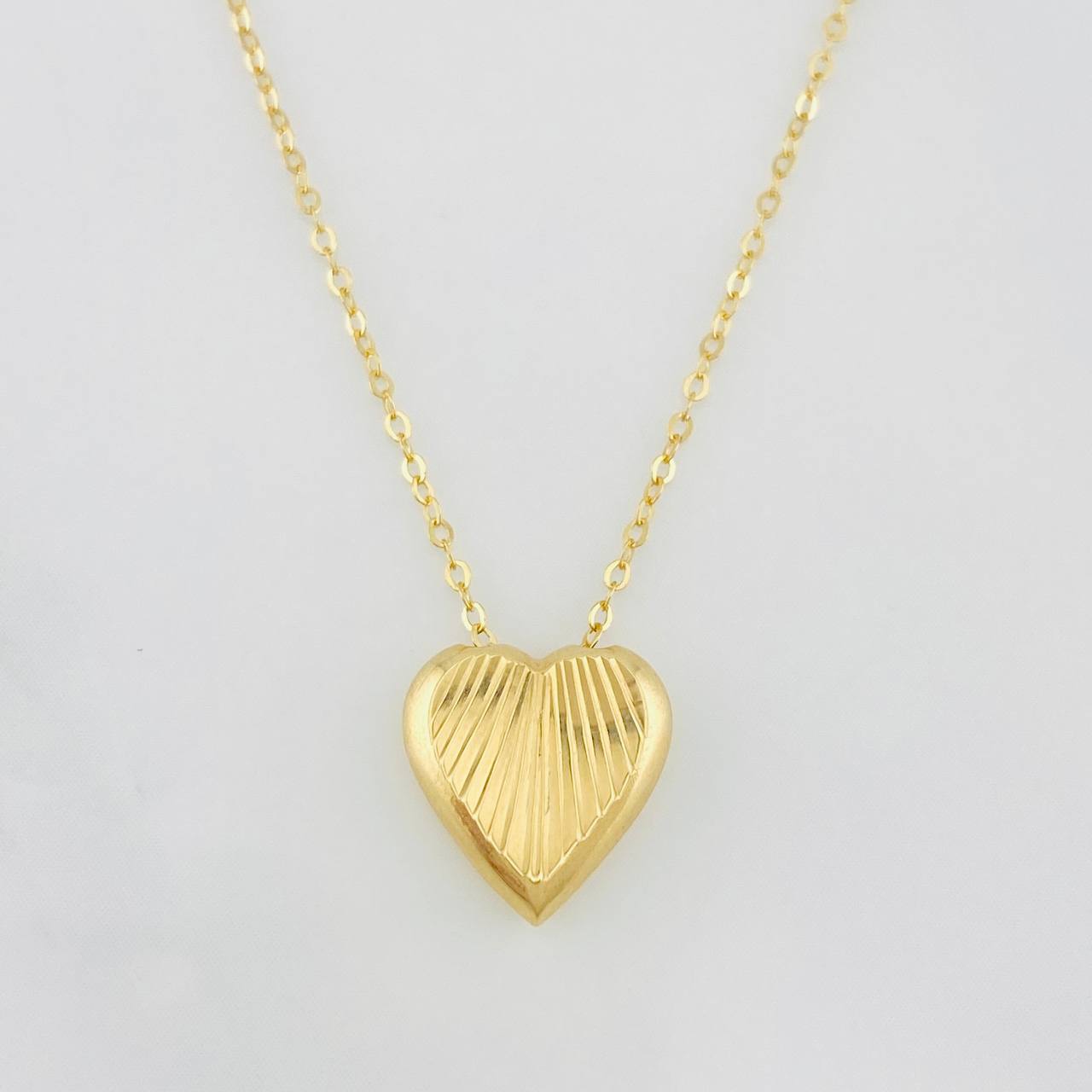 Cadena Aro Seguido Corazon 1.8g / 18 in / 0.7mm Oro Amarillo 18K