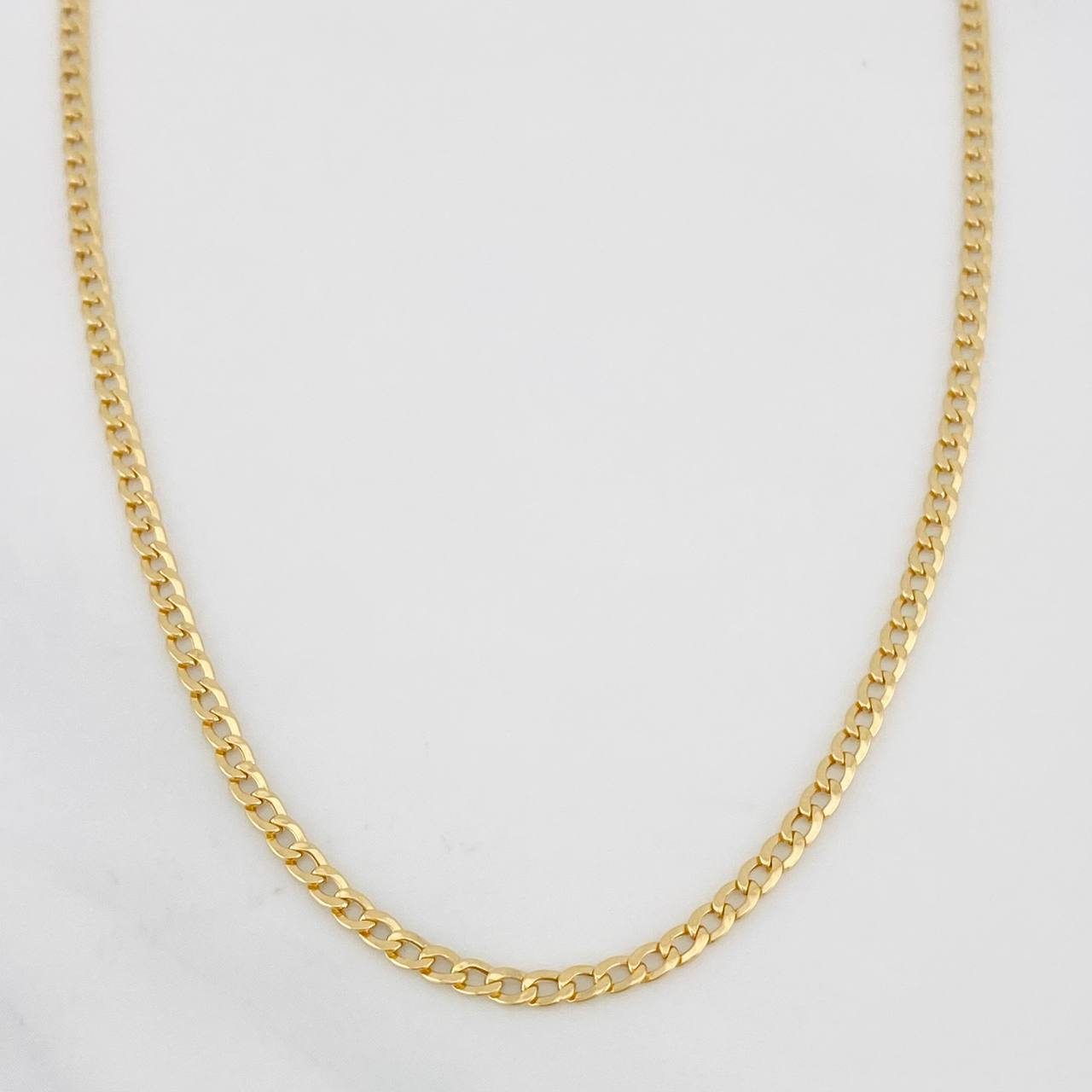 Cadena Cubana 2.8g / 23 3/4 in / 2.18mm Oro Amarillo 18K