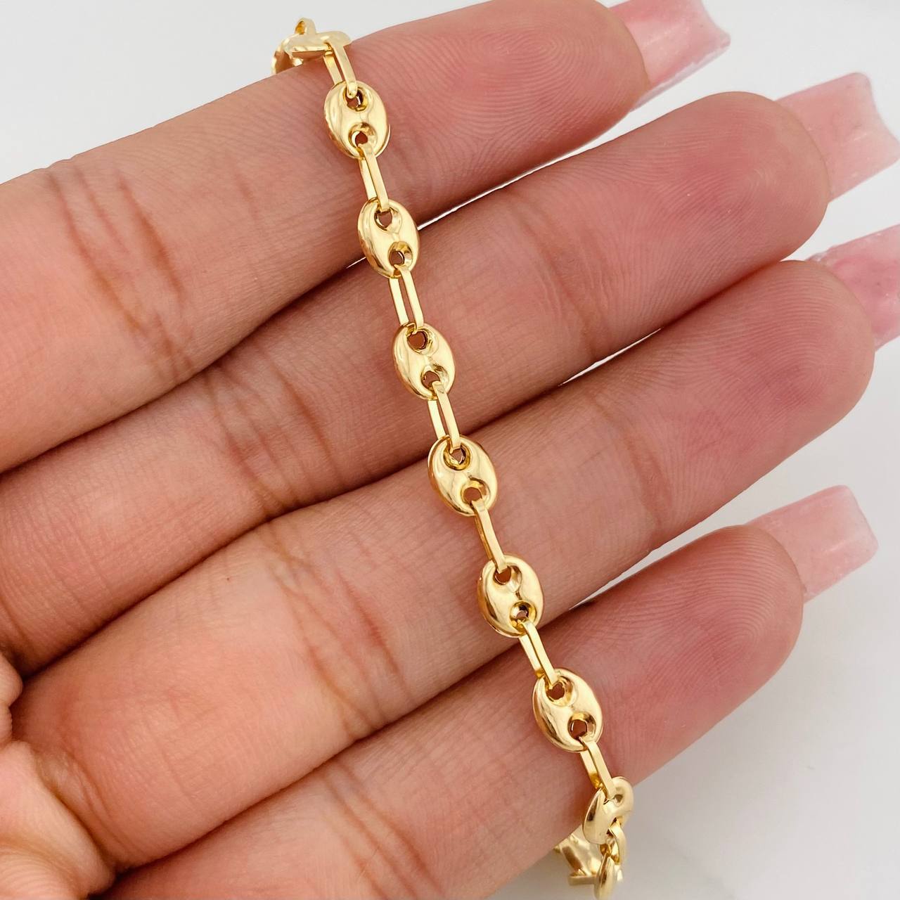Pulso Gc 3.25g / 7 3/4 in / 4.53mm Oro Amarillo 18K