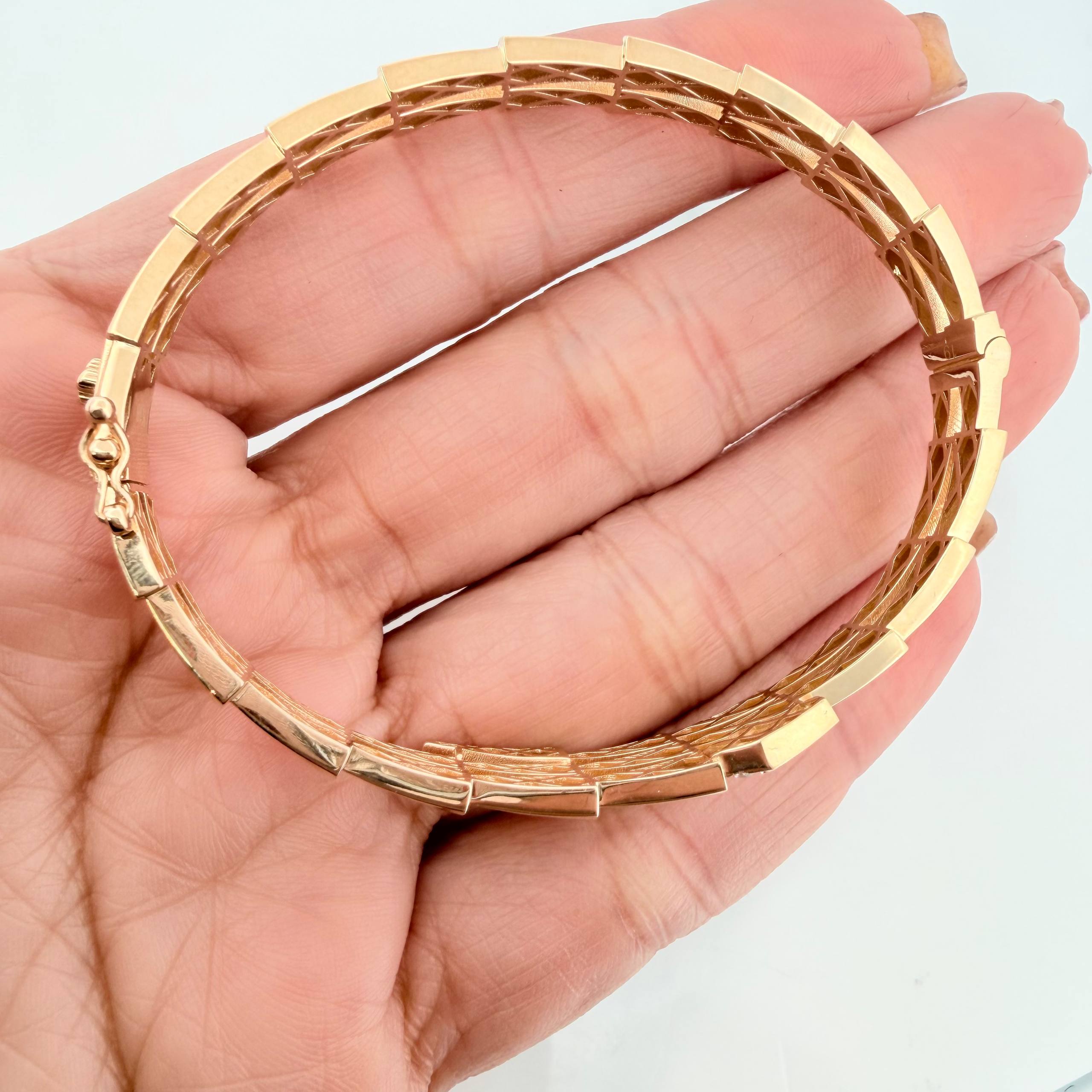 Pulso Espiga 16.65g / 6 3/4 in / 12mm Oro Amarillo 18K