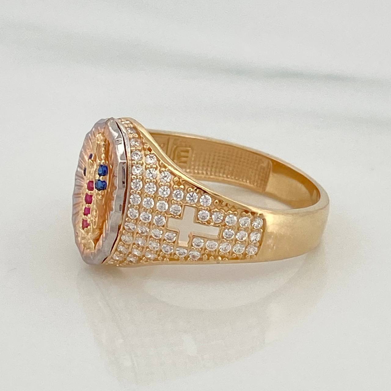 Anillo Virgen De Guadalupe 4.6 g / T7 3/4 Tres Oros 18K