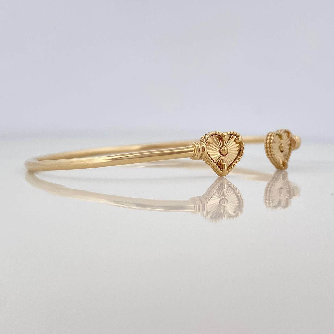 Pulso Aro Corazones 3.3 g / 6 1/4 in / 1.6 mm Oro Amarillo 18K