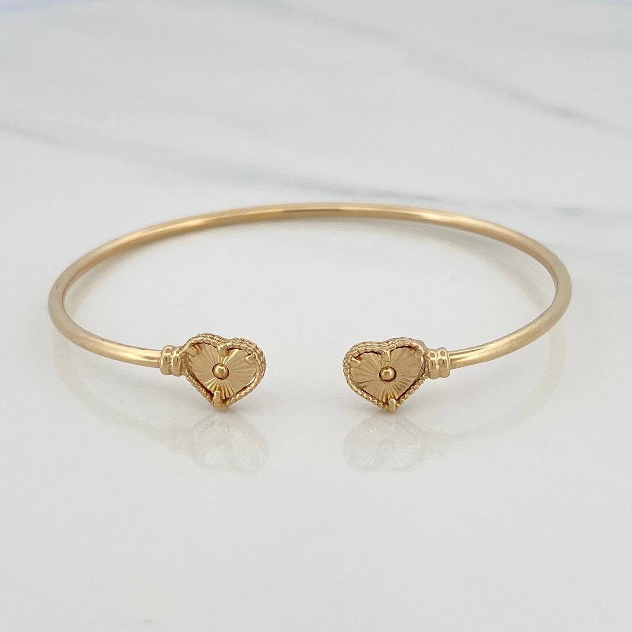 Pulso Aro Corazones 3.3 g / 6 1/4 in / 1.6 mm Oro Amarillo 18K