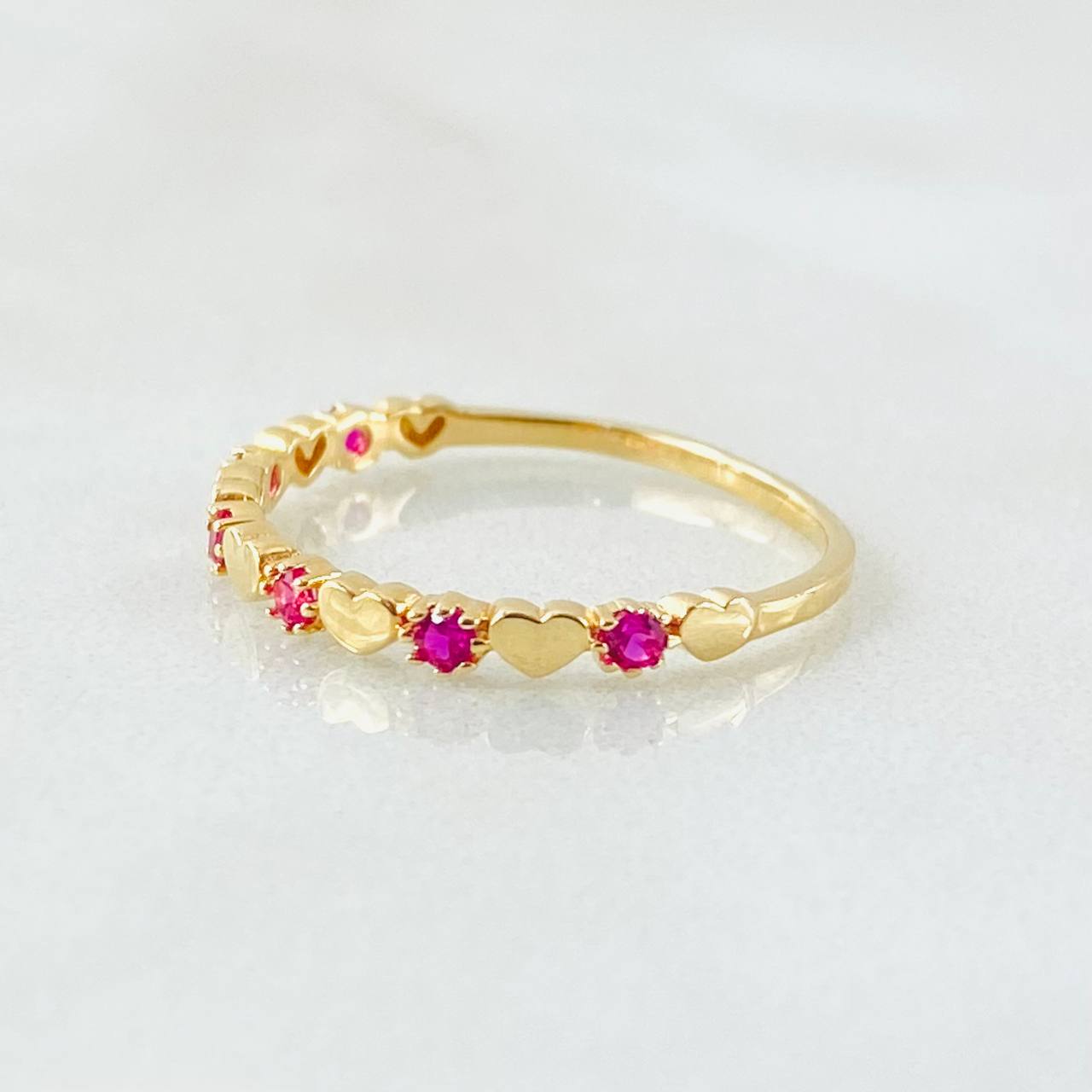 Anillo Corazones Intercalados 1.15gr / T6 3/4 / Oro Amarillo 18K