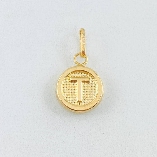 Dije Letra T 0.55gr / 3/4 in / Oro Amarillo 18K ©