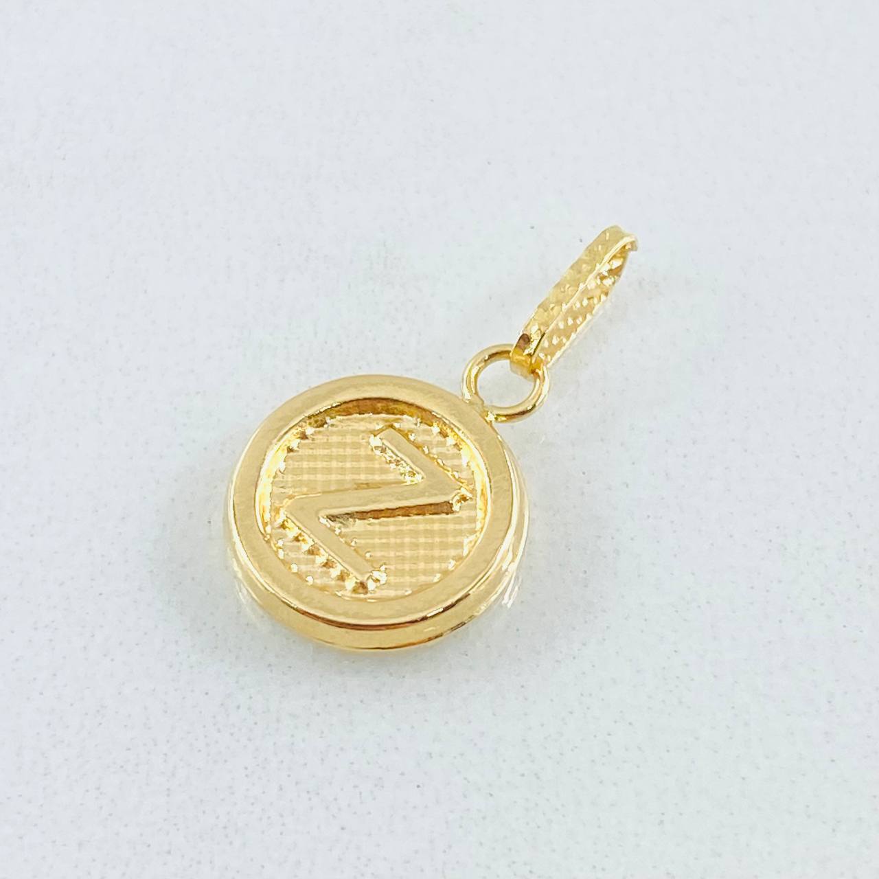Dije Letra Z 0.55gr / 3/4 in / Oro Amarillo 18K