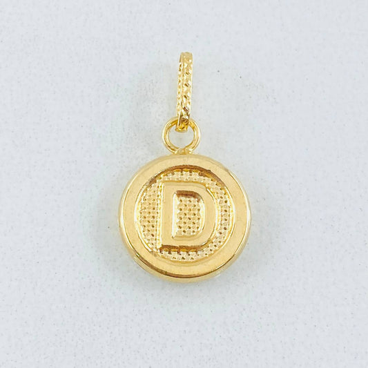 Dije Letra D 0.55gr / 3/4 in / Oro Amarillo 18K