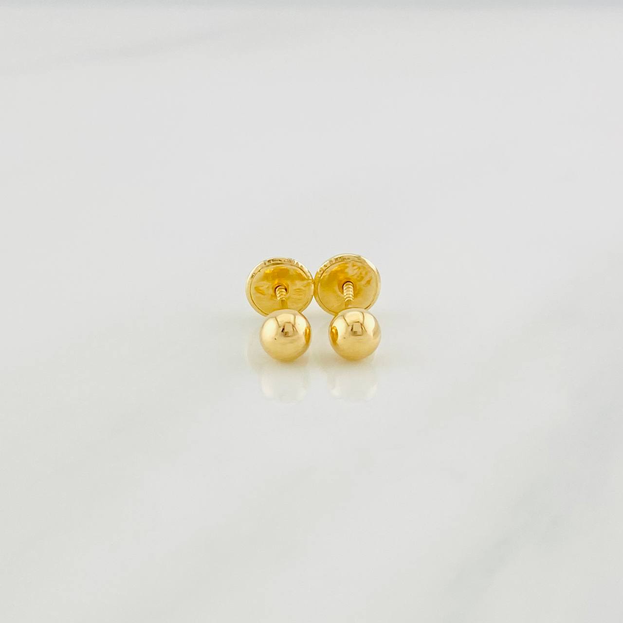 Plain Bead Stud Earrings 0.45g / in / 4mm Yellow Gold 18K