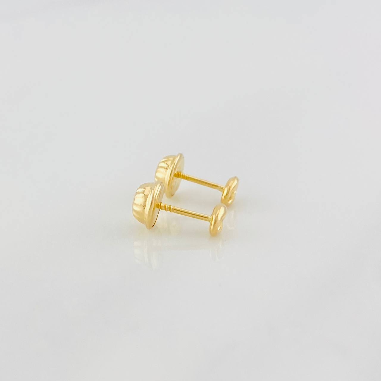 Stud Earrings GC 0.4g / in / 3.4mm Yellow Gold 18K