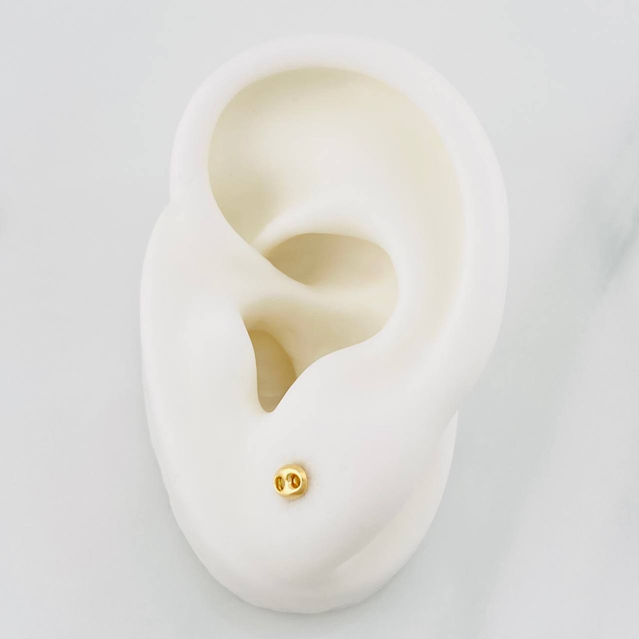 Stud Earrings GC 0.4g / in / 3.4mm Yellow Gold 18K