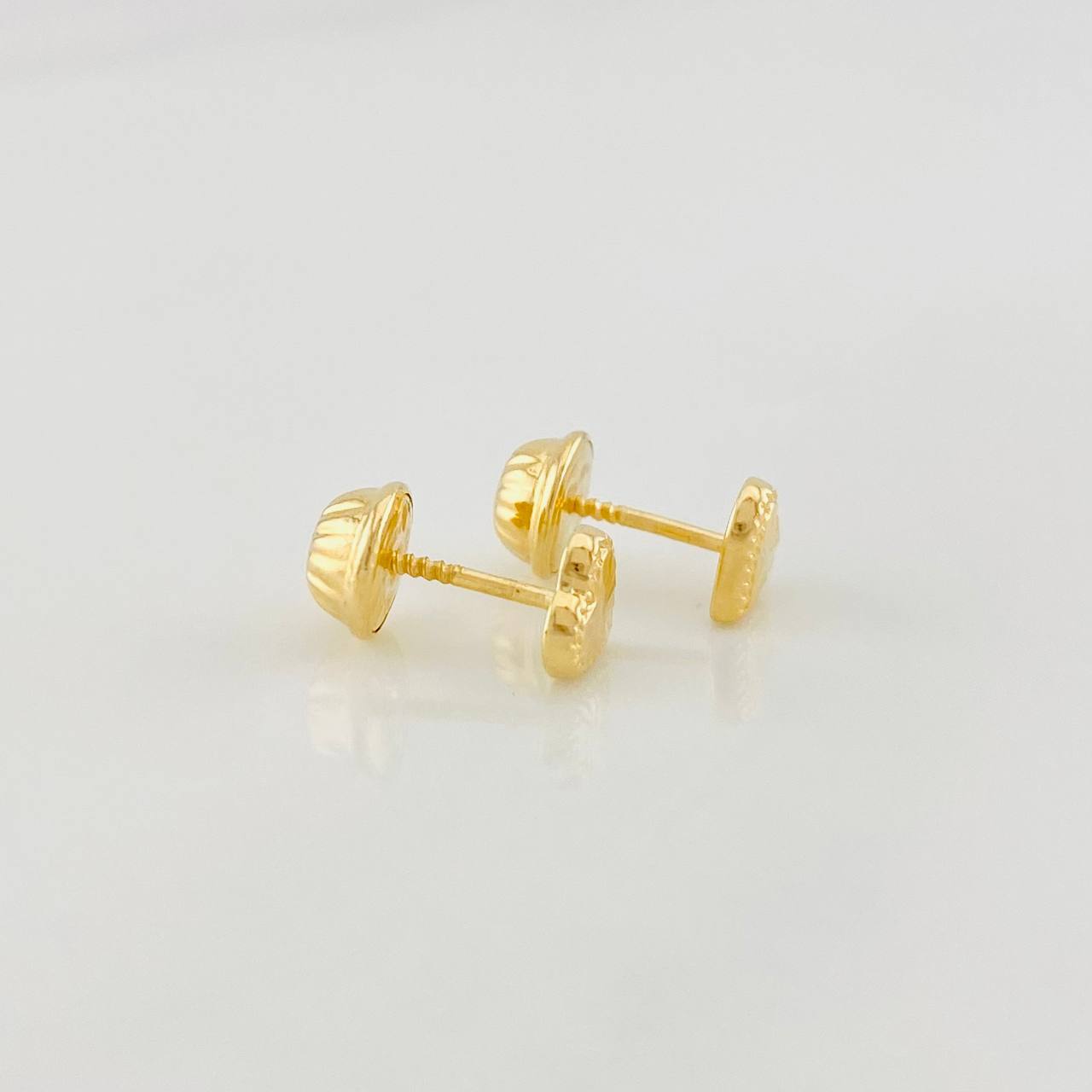 Heart Stud Earrings Diamond Cut 0.5g / in / 5.1mm 18K Yellow Gold