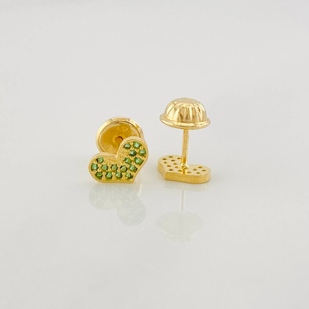 Heart Stud Earrings 0.7g / in / 4.7mm 18K Yellow Gold