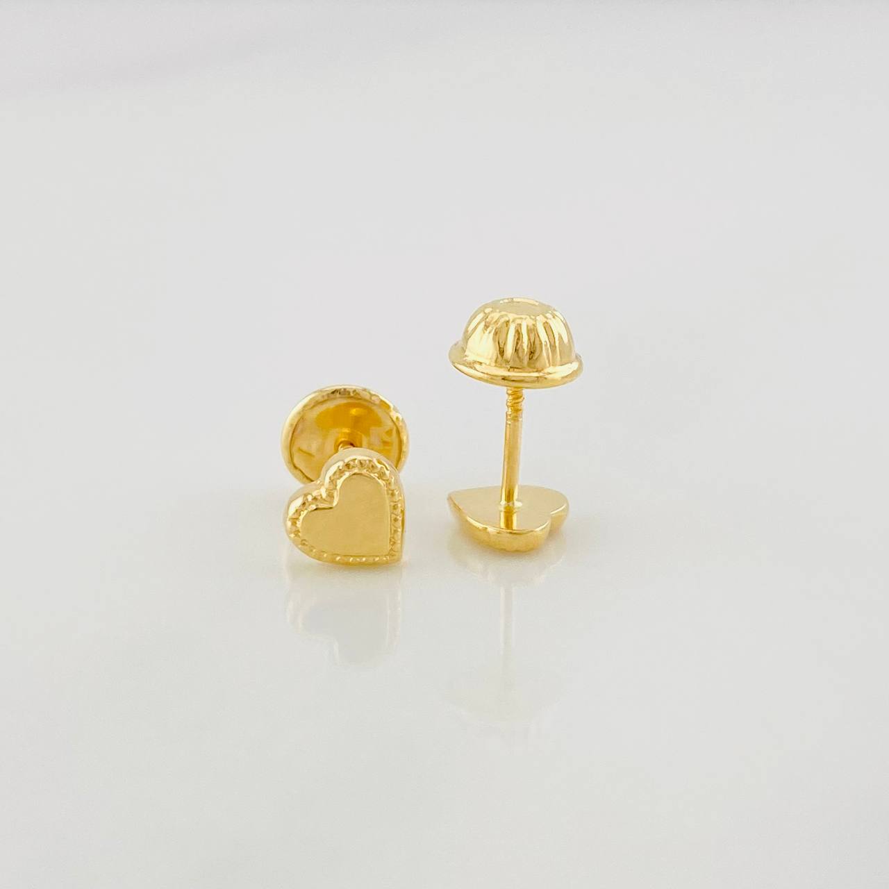 Heart Stud Earrings Dotted 0.5g / in / 5mm 18K Yellow Gold