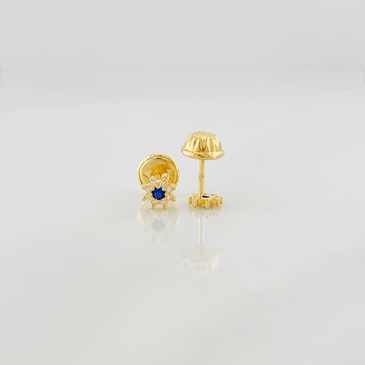 Flower Stud Earrings 0.5g / in / 4.2mm 18K Yellow Gold