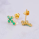 Topos Cruz Tupida Esmeraldas 50pts Diamantes 6pts 1.6g / in / 10.7mm Oro Amarillo 18K
