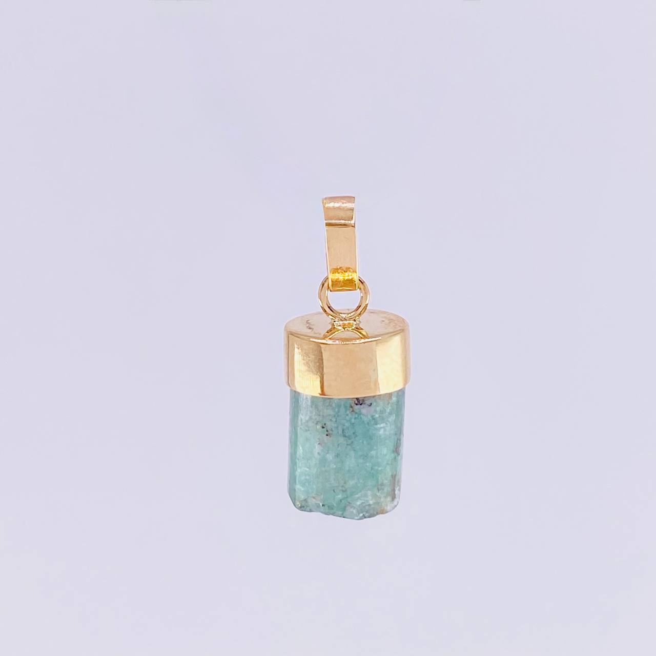 Rough Emerald Pendant 1.55g / 3/4 in Yellow Gold 18K