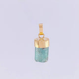 Rough Emerald Pendant 1.55g / 3/4 in Yellow Gold 18K