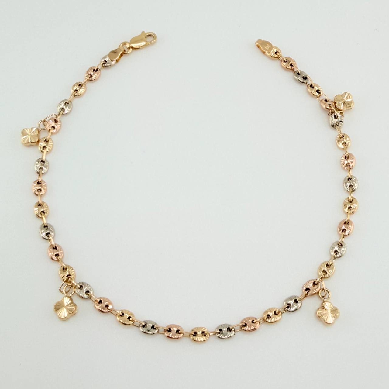 Tobillera GC Treboles 5.6gr / 9 3/4 in / 4mm Tres Oros 18K $
