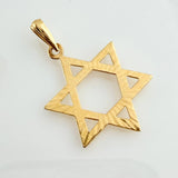 Star of David Pendant 1.65gr / 1 1/4 in / 18K Yellow Gold &