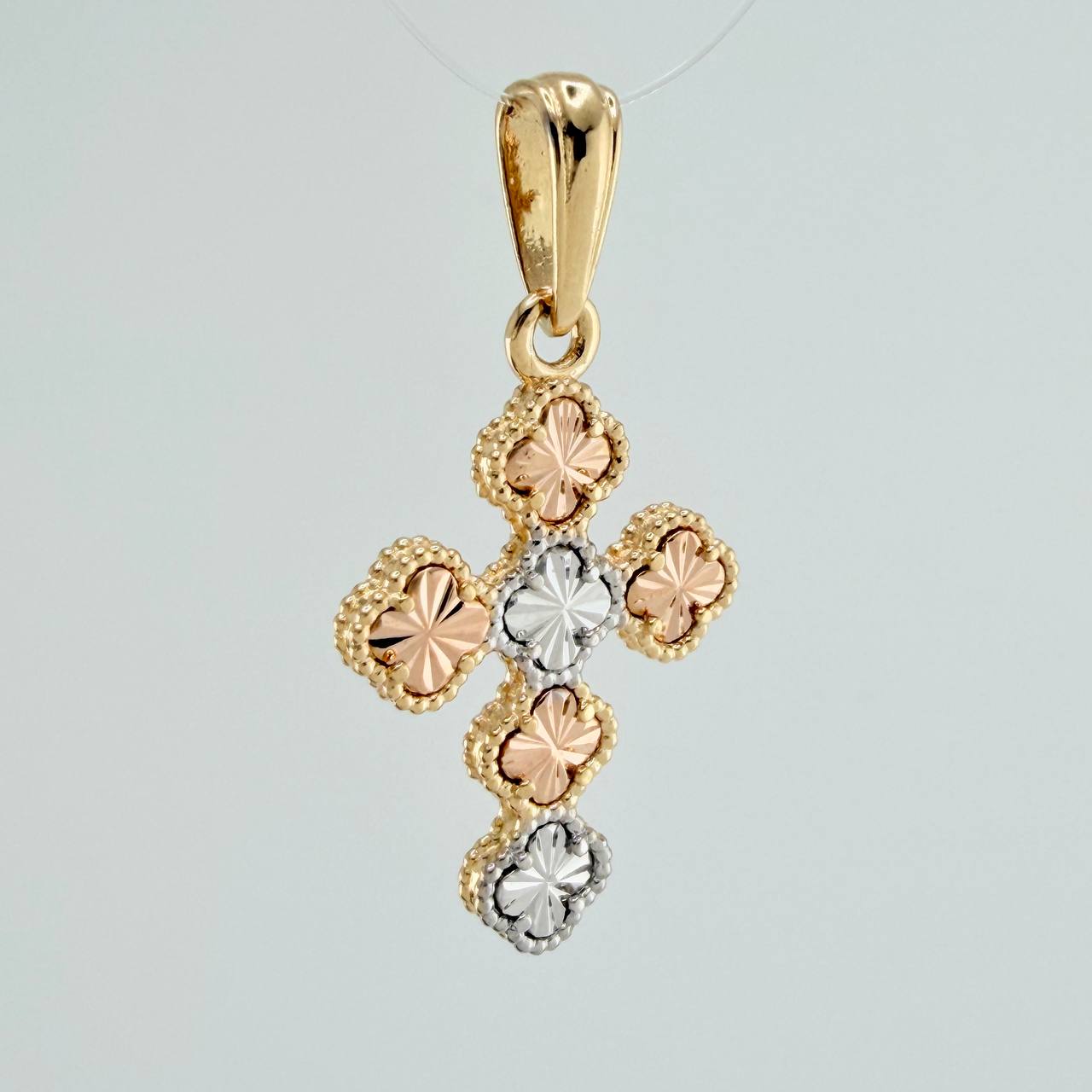 Clover Cross Pendant 2.4gr / 1 1/4 in / Spanish National Three Golds 18K %