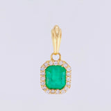 Dije Cuadro Borde Tupido Esmeralda 2.3pts Diamantes 24pts 3.2g / 3/4 in Oro Amarillo 18K