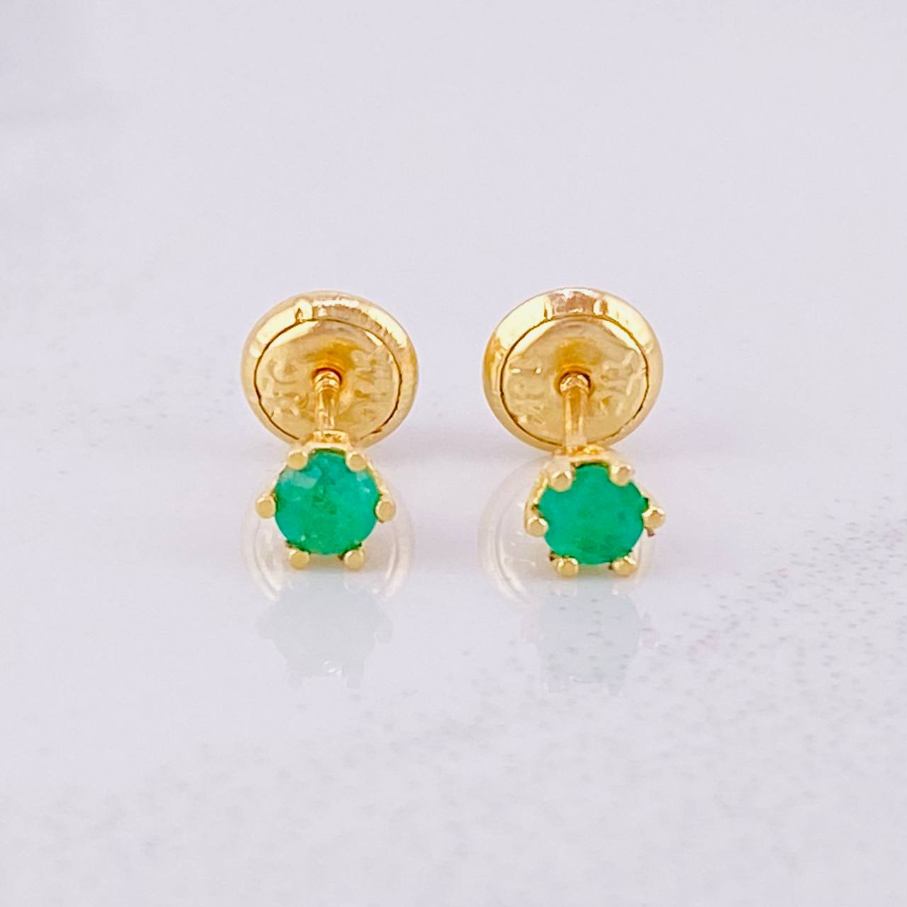 Stud Earrings Six Claws Emeralds 20pts 0.75g / in / 3.7mm Yellow Gold 18K