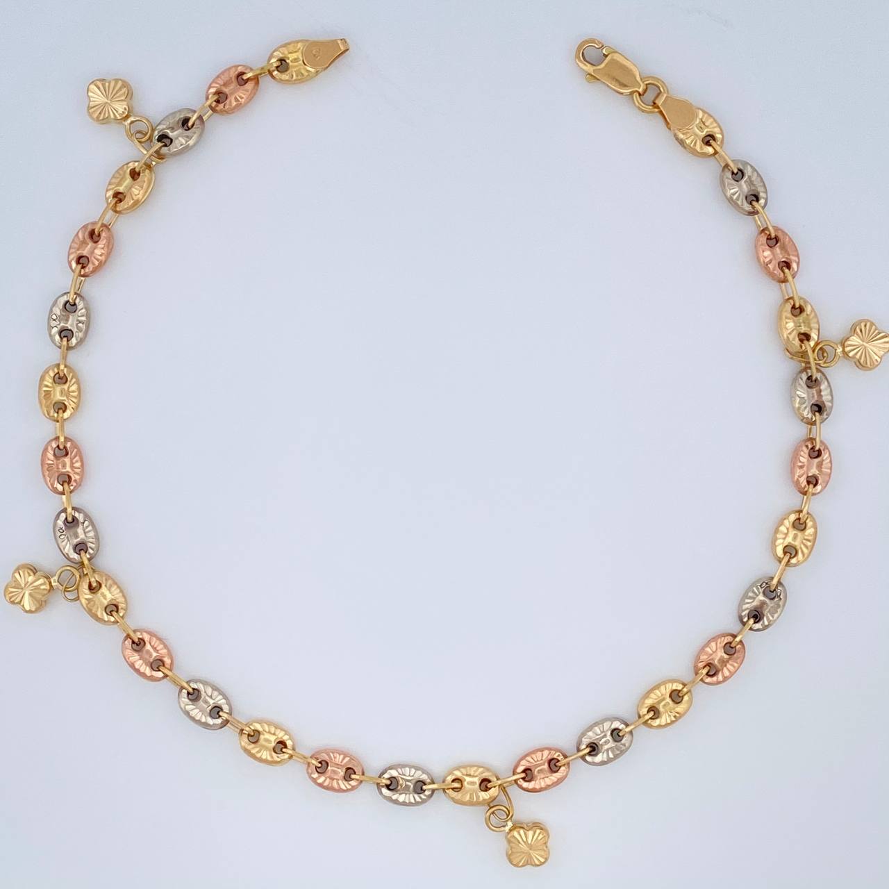 Tobillera GC 7.2gr / 10 1/4 in / 4.53mm Tres Oros 18K $