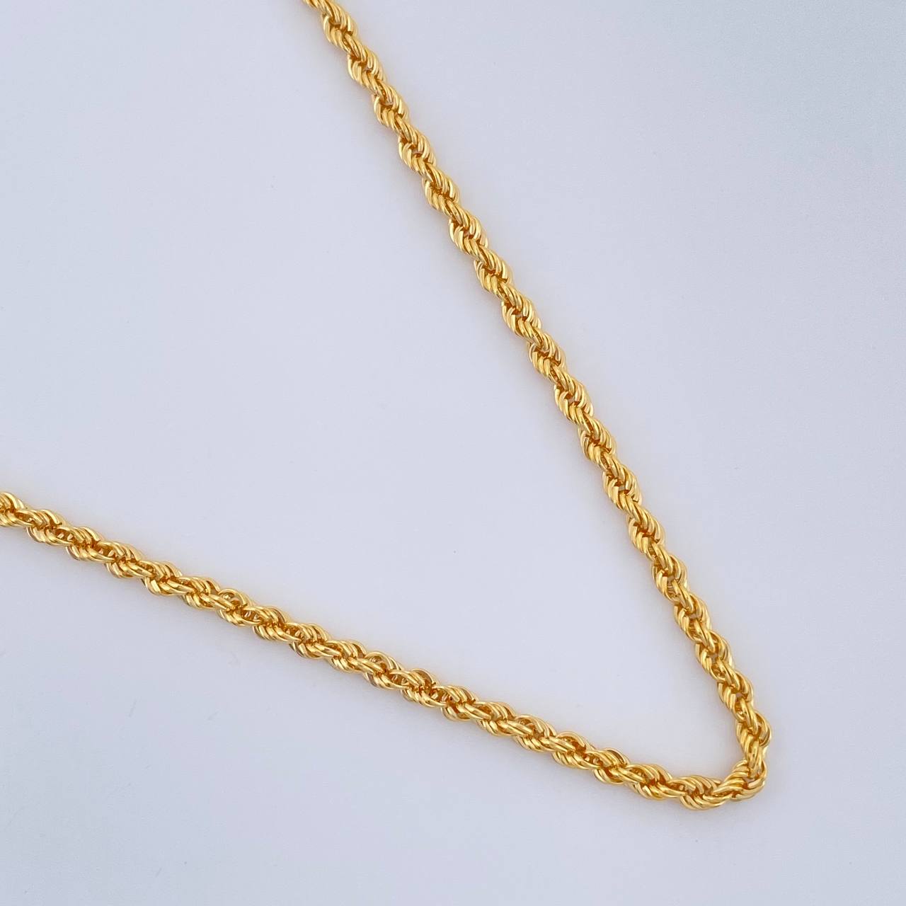 Rope Chain 2.4gr / 23 1/2 in / 1.85mm Yellow Gold +3 18K $