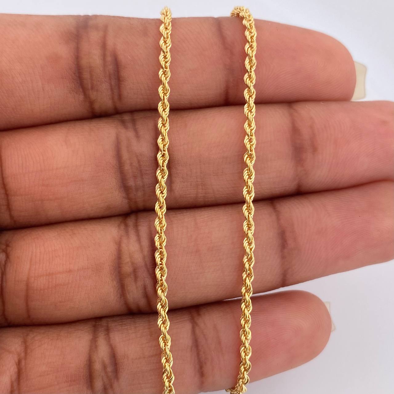 Rope Chain 2.4gr / 23 1/2 in / 1.85mm Yellow Gold +3 18K $