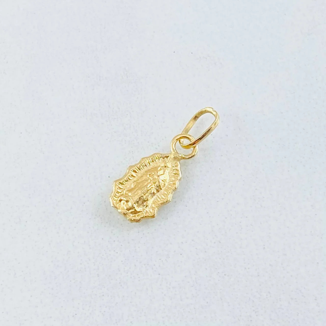 Pendant Virgin of Guadalupe 0.2g / 1/2 in Yellow Gold 18K