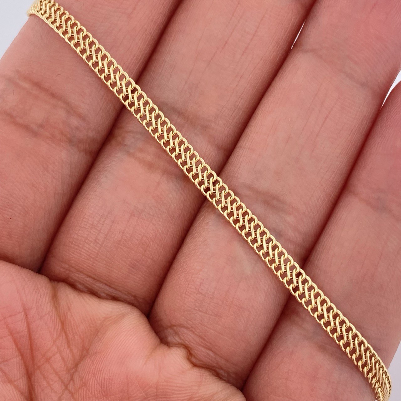 Pulso Sedusa 1.35gr / 7 3/4 in / Oro Amarillo +3 18K $