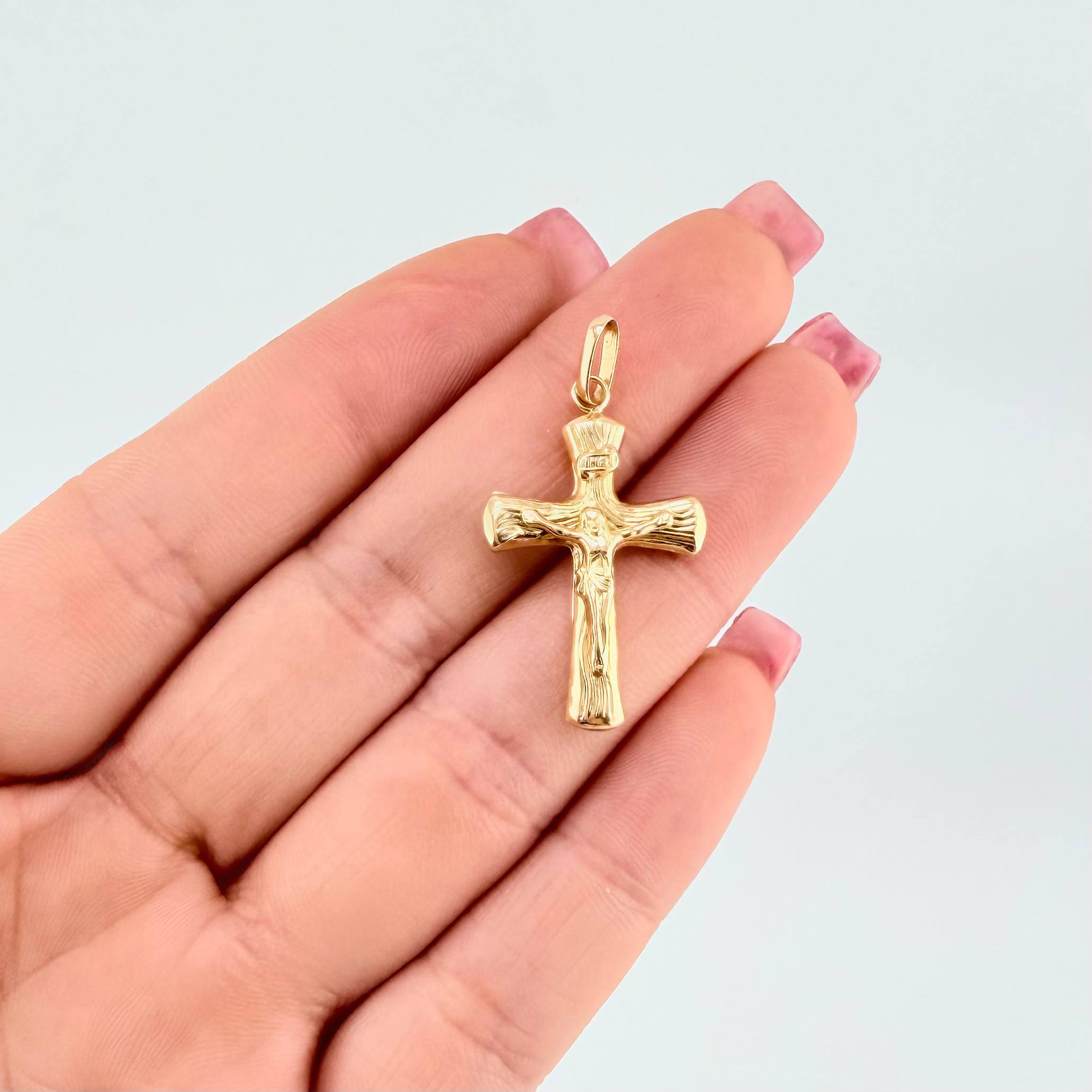 Dije Cruz Cristo 1.35gr / 1 1/2 in / Oro Amarillo 18K