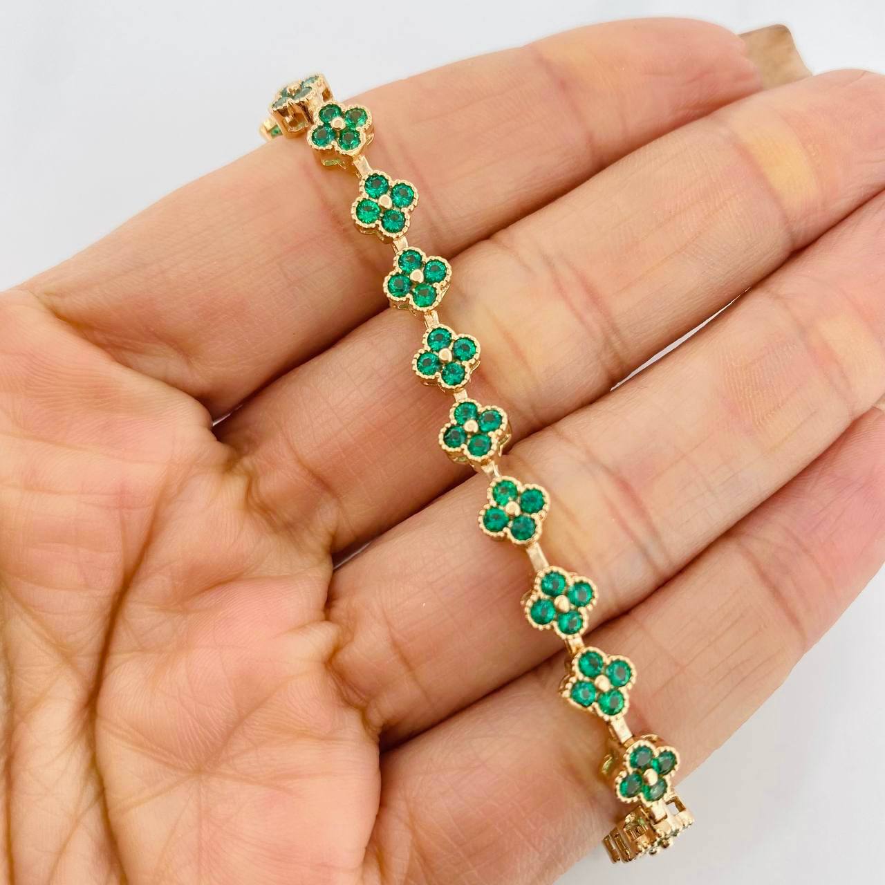 Pulso Flores 11g / 6 3/4 in / 6.1mm Oro Amarillo 18K