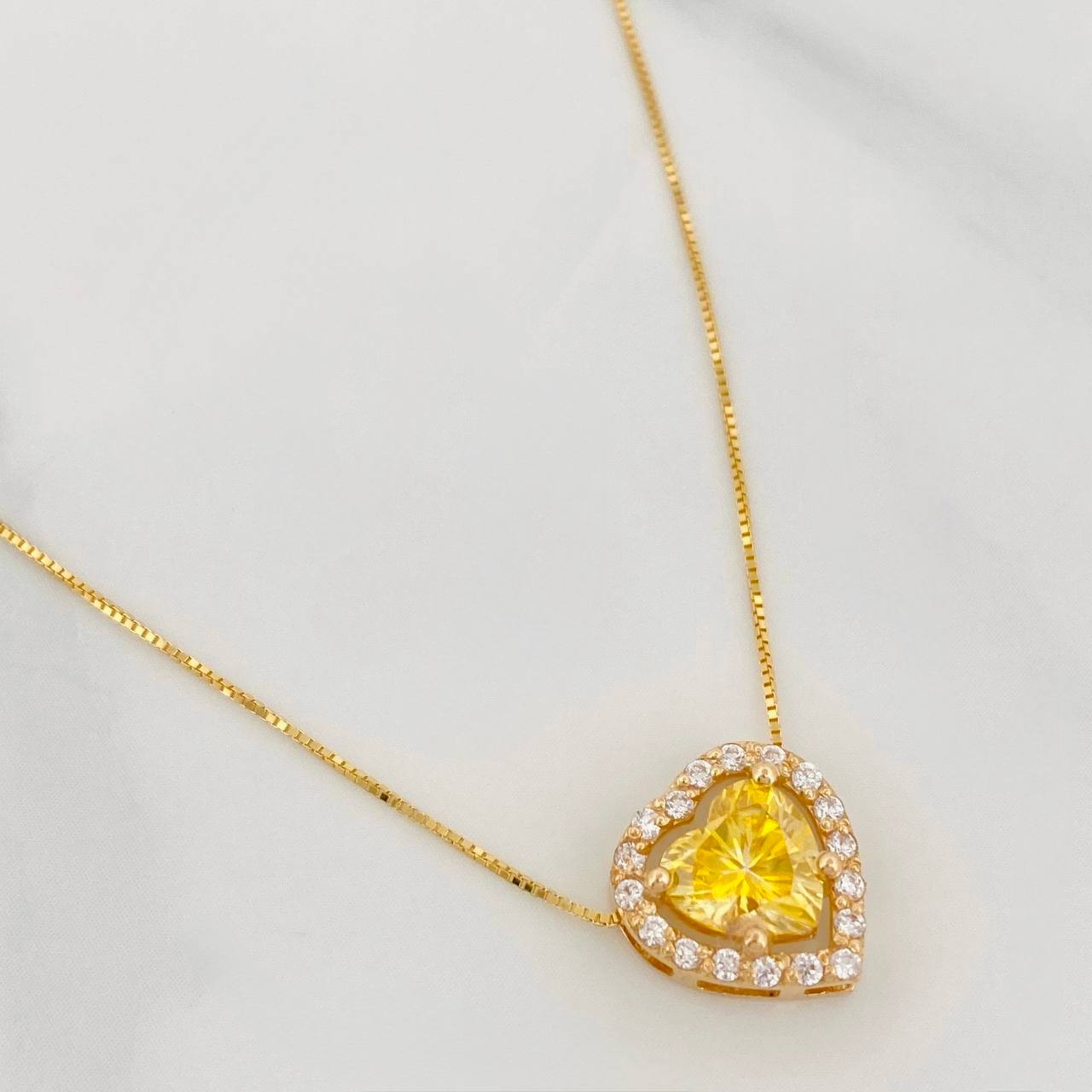 Set Cadena Veneciana + Dije Corazon Moisanitas 1.02 qts / 2.3g / 16 in Oro Amarillo 18K