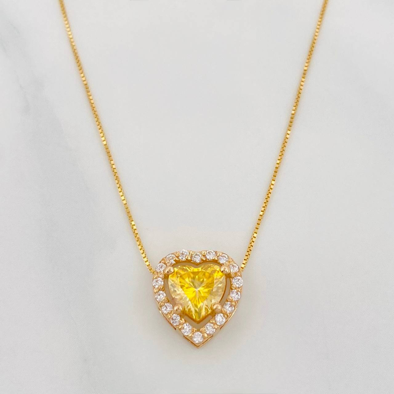 Set Cadena Veneciana + Dije Corazon Moisanitas 1.02 qts / 2.3g / 16 in Oro Amarillo 18K