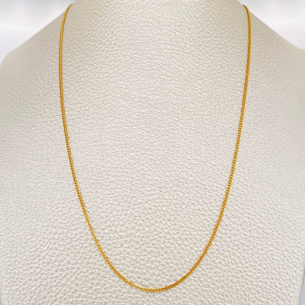 Mini Cuban Links 2.6gr / 19 3/4 in / 0.8mm Yellow Gold +1 18K %