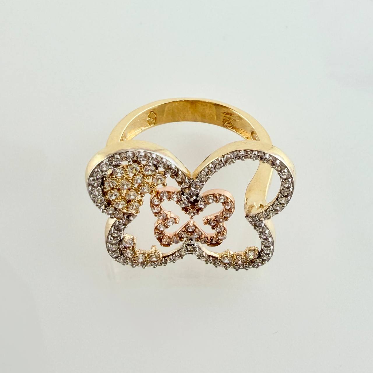 Anillo Mariposas Silueta 4.7gr / T6 3/4 / Tres Oros 18K %
