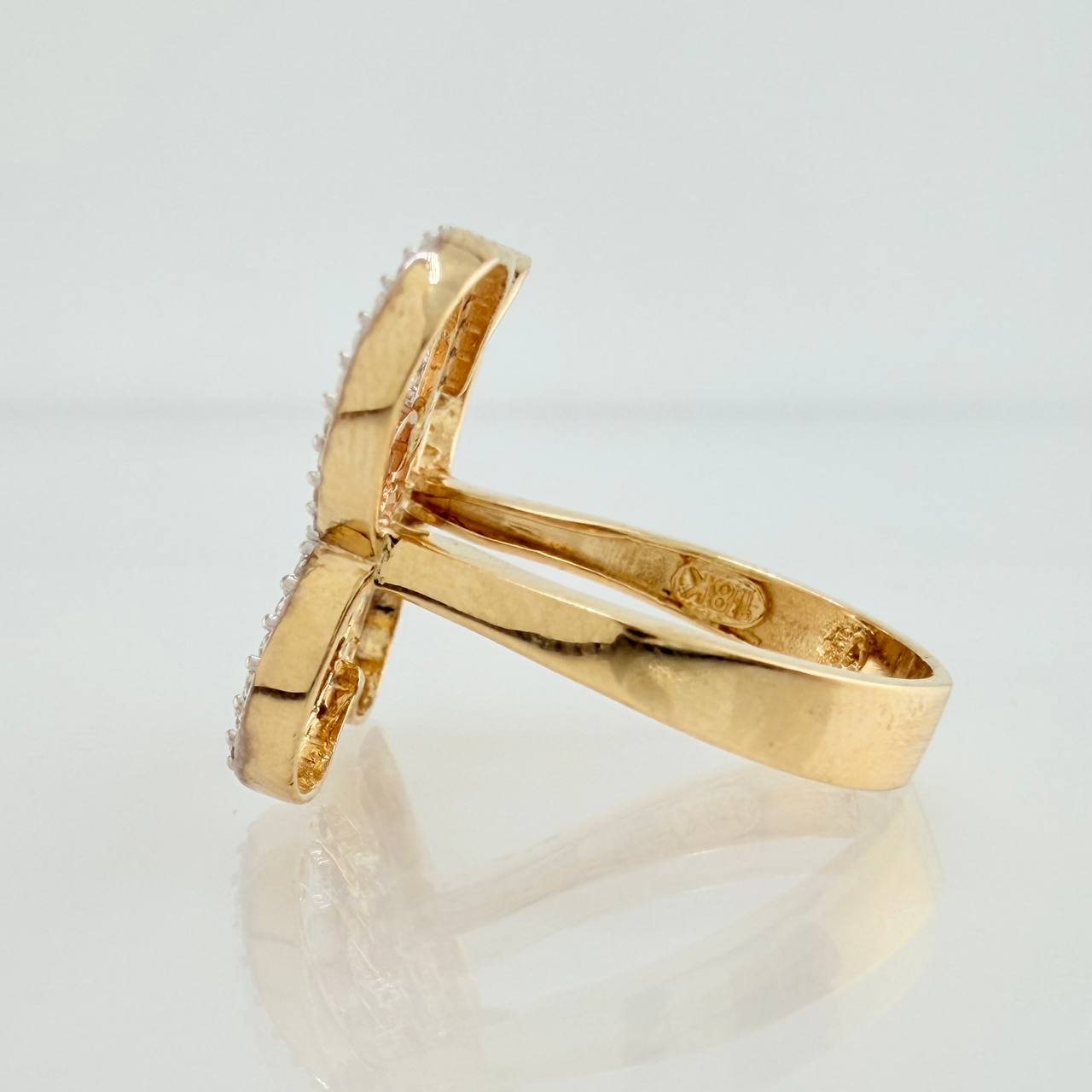 Anillo Mariposas Silueta 4.7gr / T6 3/4 / Tres Oros 18K %