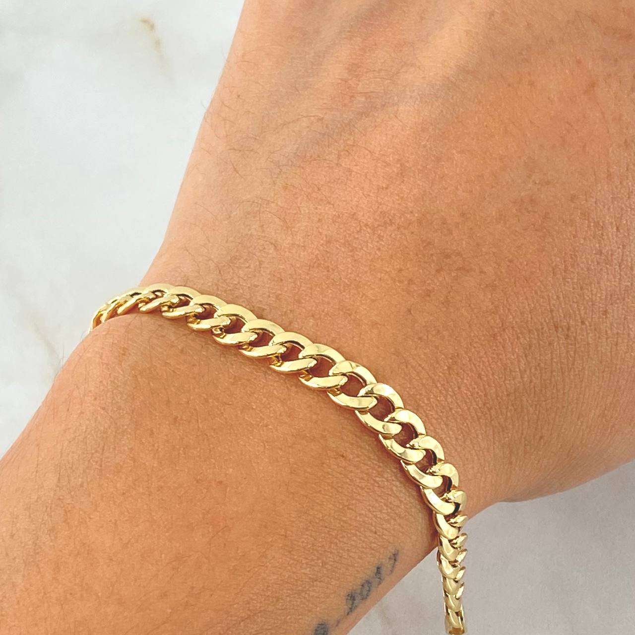 Pulso Cubano 4.3gr / 20cm / +0 Oro 18K ©