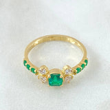 Lateral Stars Ring Emeralds 48pts Diamonds 20pts 2.75gr / Size 7 3/4 / 18K Gold ©