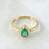 Solitaire Ring Emerald Drop 78pts 2.8gr / Size 5 3/4 / 18K Gold ©