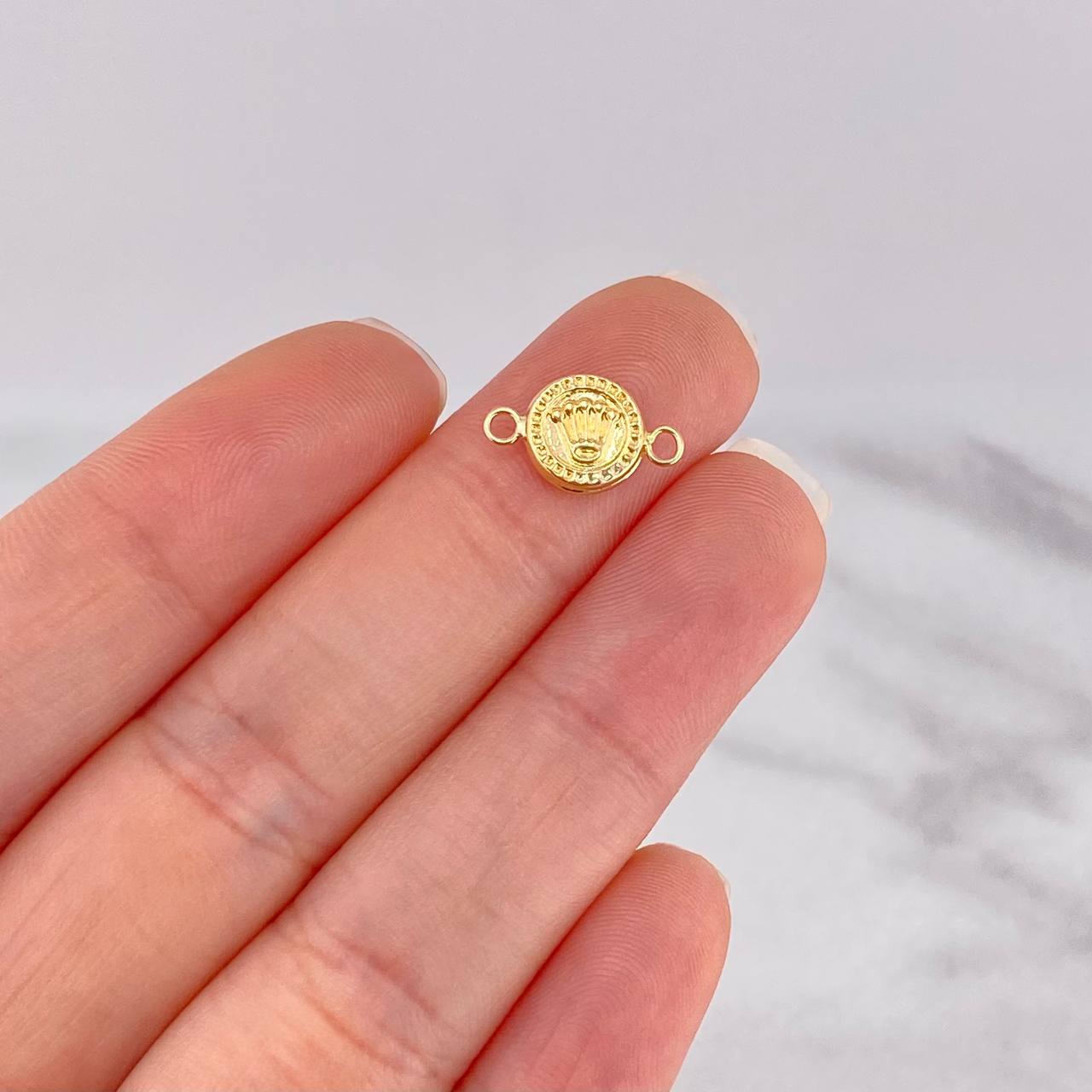 Charm Crown 0.3g / 1/2 in 18K Yellow Gold