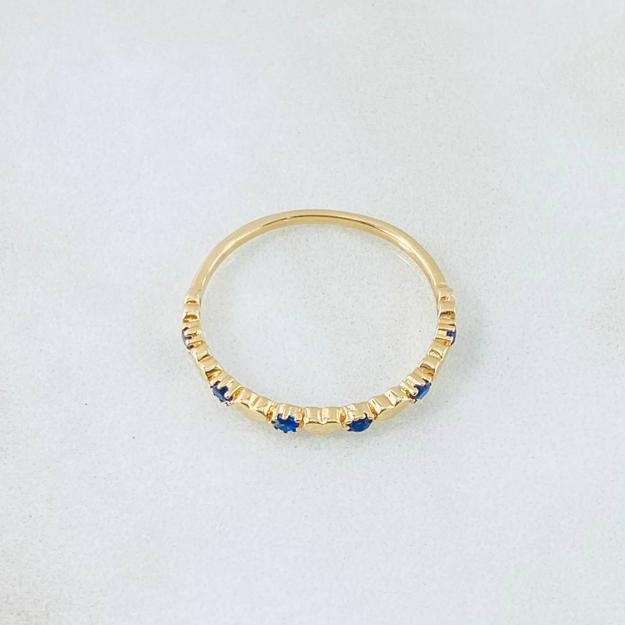 Anillo Corazones Intercalados 2.2gr / T7 1/4 / Oro Amarillo 18K