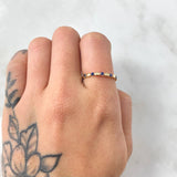 Anillo Corazones Intercalados 2.2gr / T7 1/4 / Oro Amarillo 18K