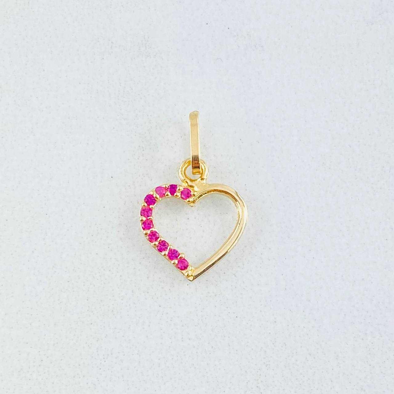 Dije Silueta Corazón 0.35gr / 1/2 in / Oro Amarillo 18K