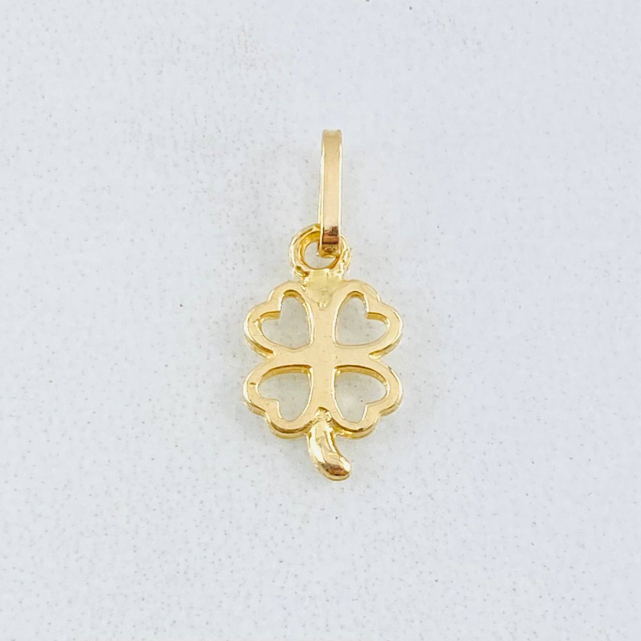 Dije Trebol Silueta 0.35gr / 1/2 in / Oro Amarillo 18K