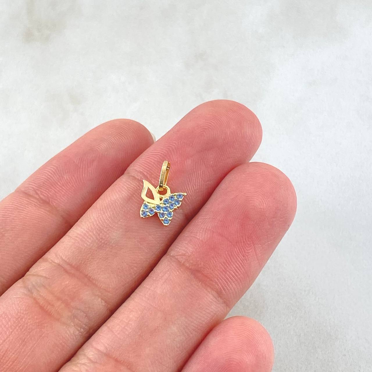 Butterfly Pendant 0.4gr / 1/2 in / 18K Gold